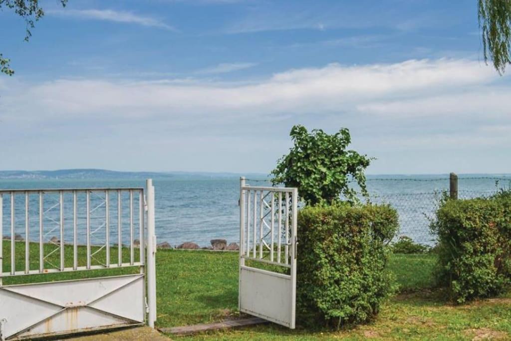Villa Picur Lak à Siófok Extérieur photo